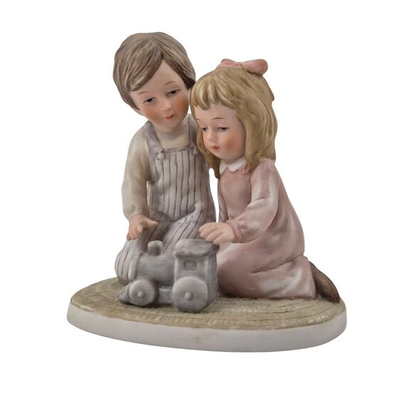 Enesco Figurine Treasured Memories Floors Are Best For Playing Porcelain Vintage - Picture 1 of 10